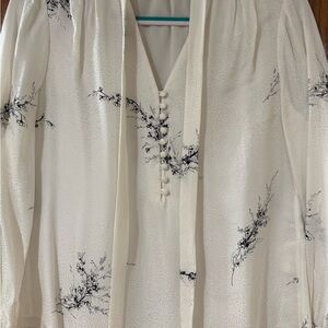 White House Black Market Ivory Blouse with Black Accents